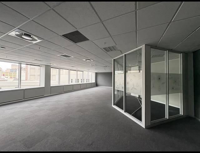435M² OFFICE TO LET IN CAPE TOWN CITY CENTRE